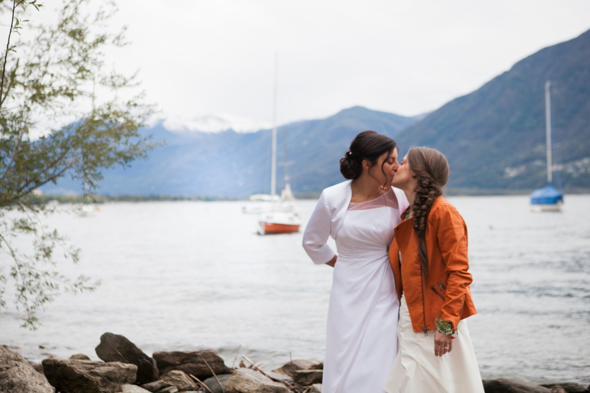 Sweet Wedding in Lake Maggiore Planned in Just Three Months