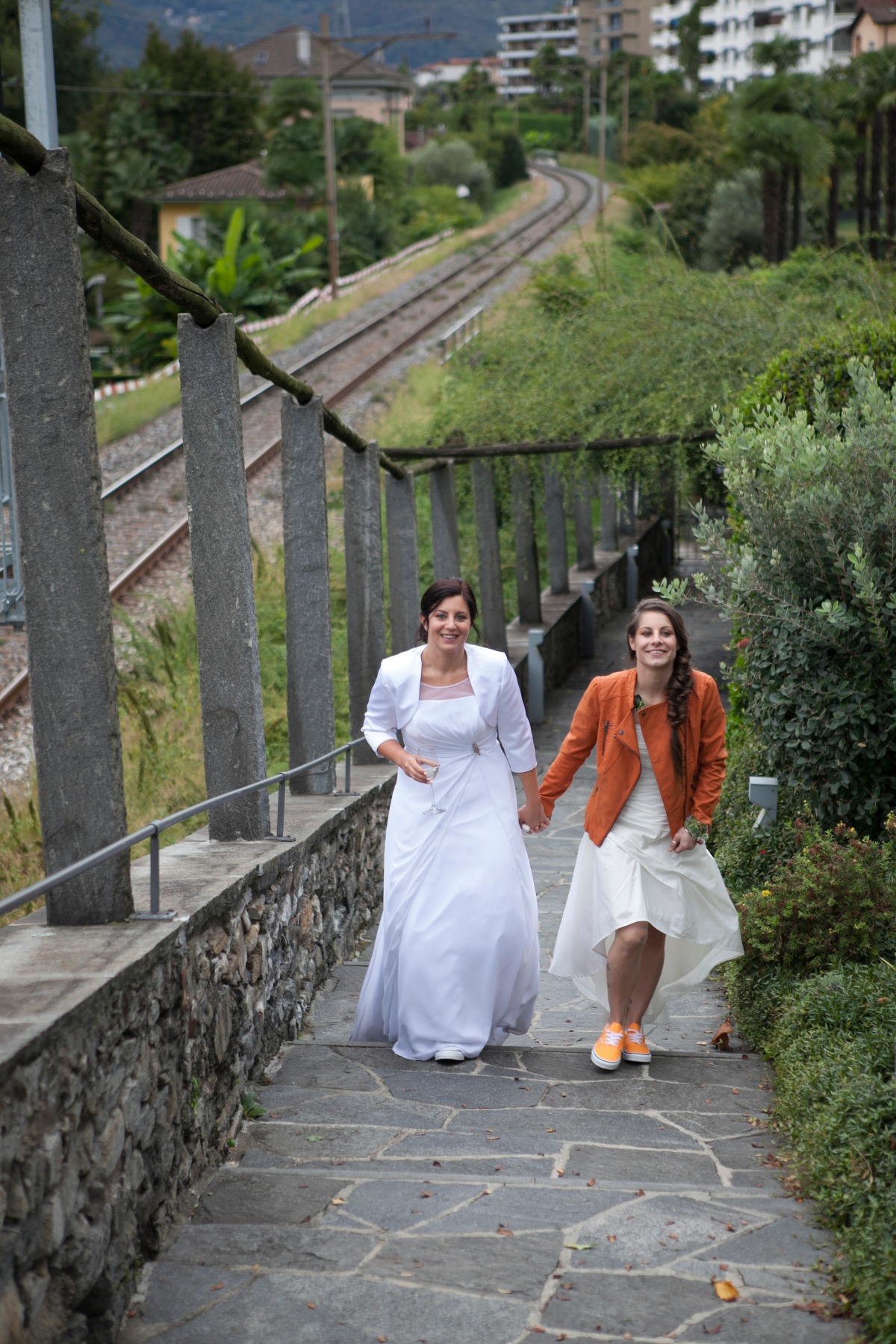 Sweet Wedding in Lake Maggiore Planned in Just Three Months