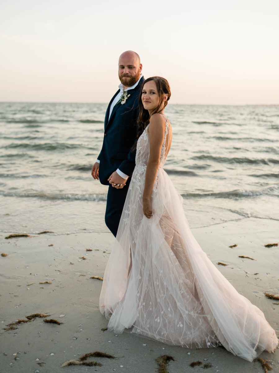 The Beaches of Fort Myers & Sanibel Was Made for Wedding Memories and More