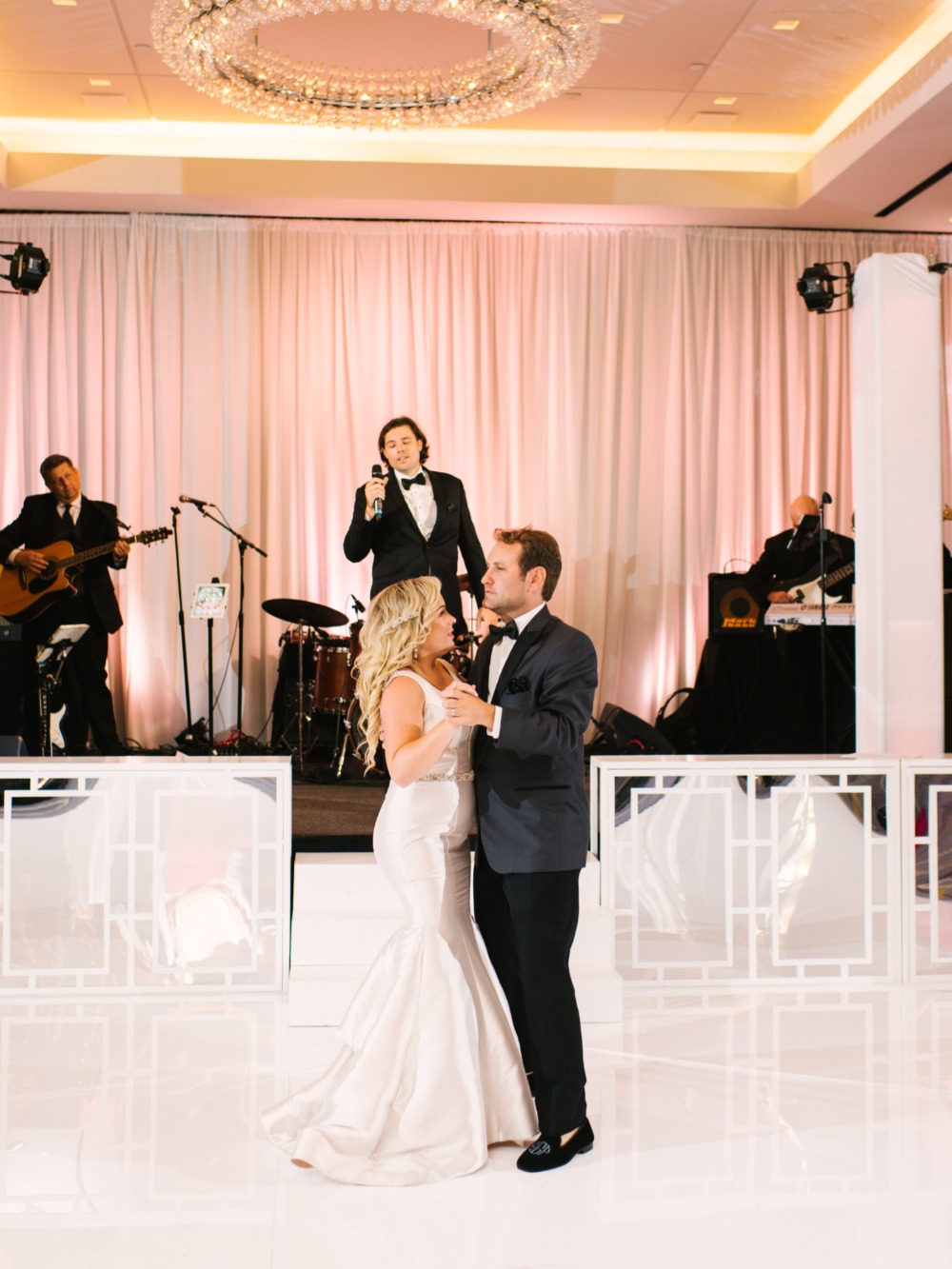 this-couple-s-wedding-was-inspired-by-a