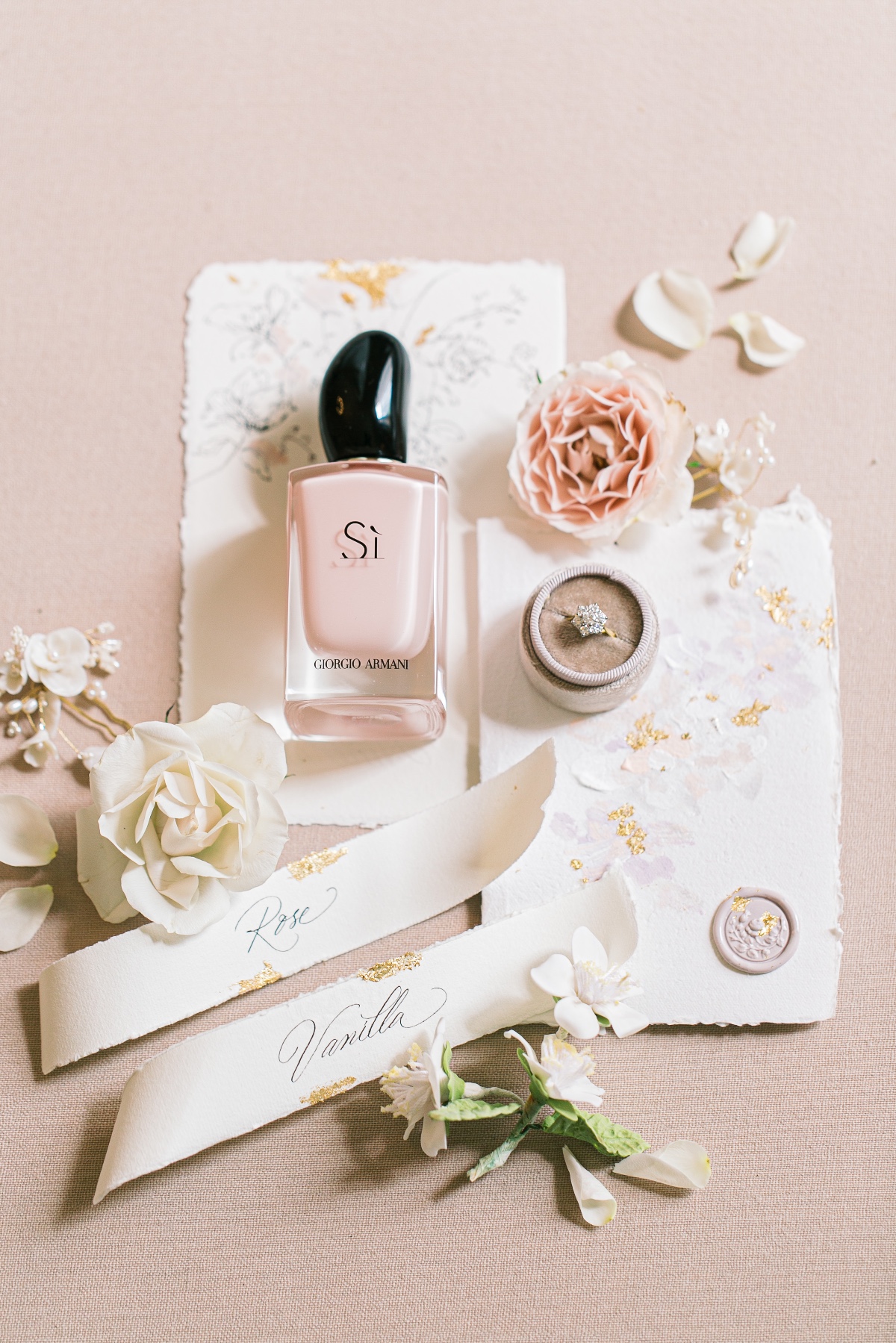 The Best Floral Perfume For Your Bridal Style