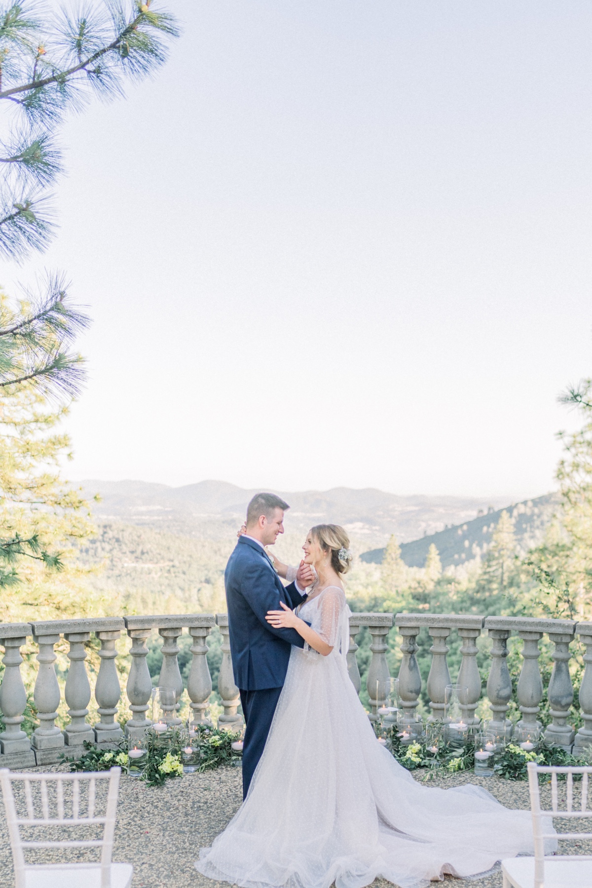 Timeless Estate Wedding With A Breathtaking View