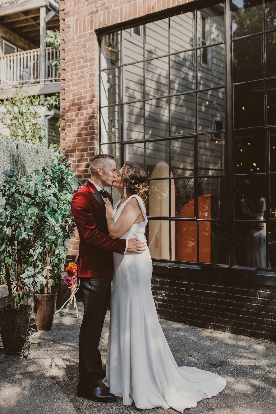 A Bold Boston Wedding In Shades Of Pink And Red