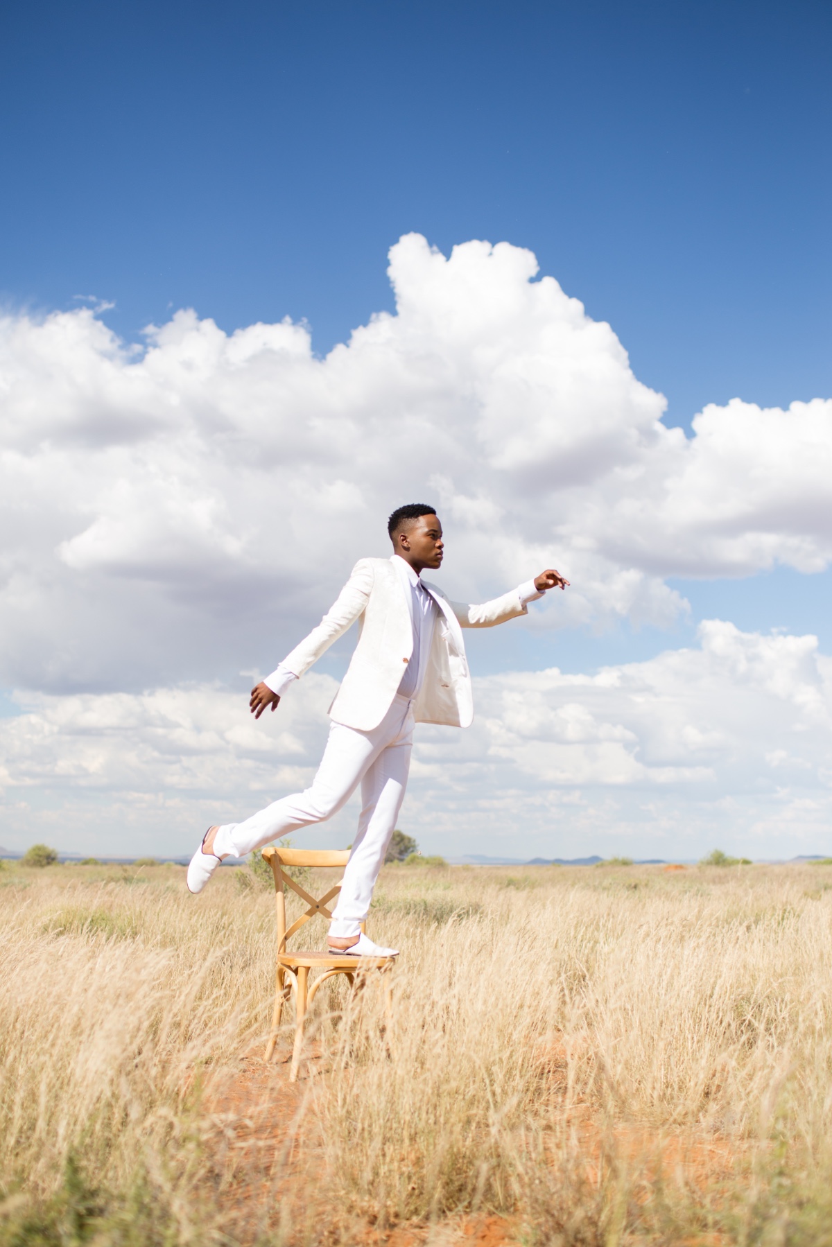 Phantsi komthunzi welanga (Xhosa) - Under the African sun