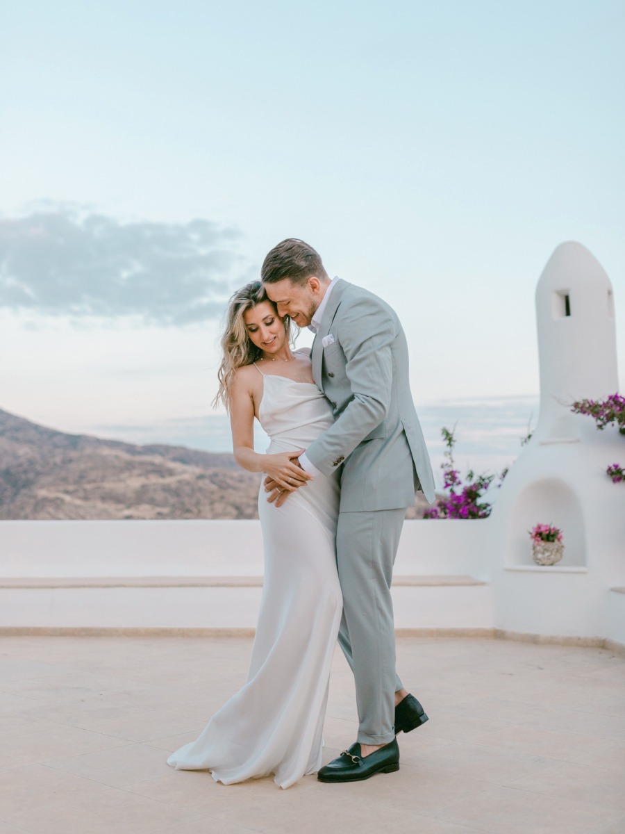 Dreamy Destination Wedding In Greece With Cliffside Views That Will Blow Your Mind