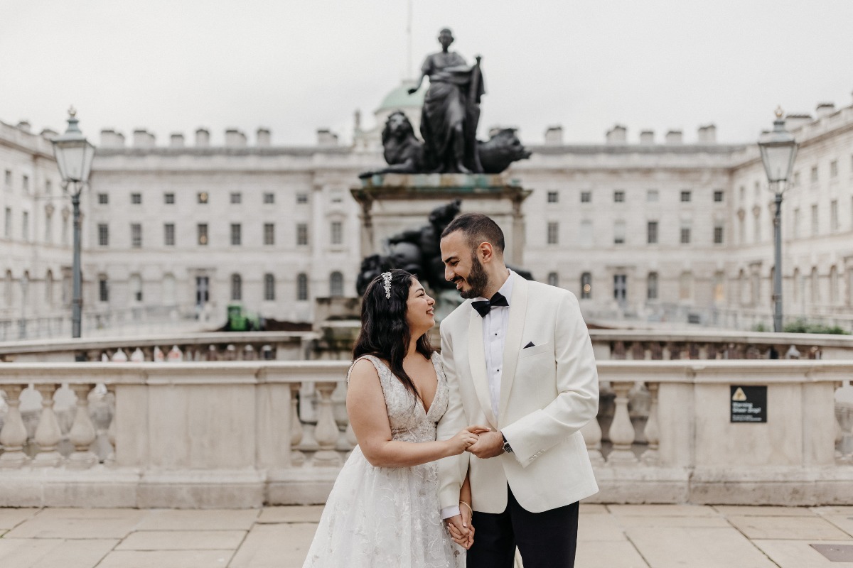 A Glamourous Wedding In An Ancient City