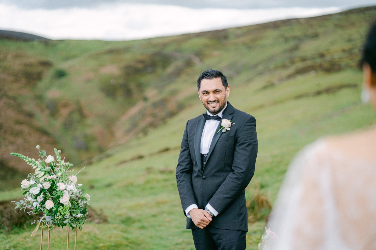 luxury-elopement-photographer-in-the-eng