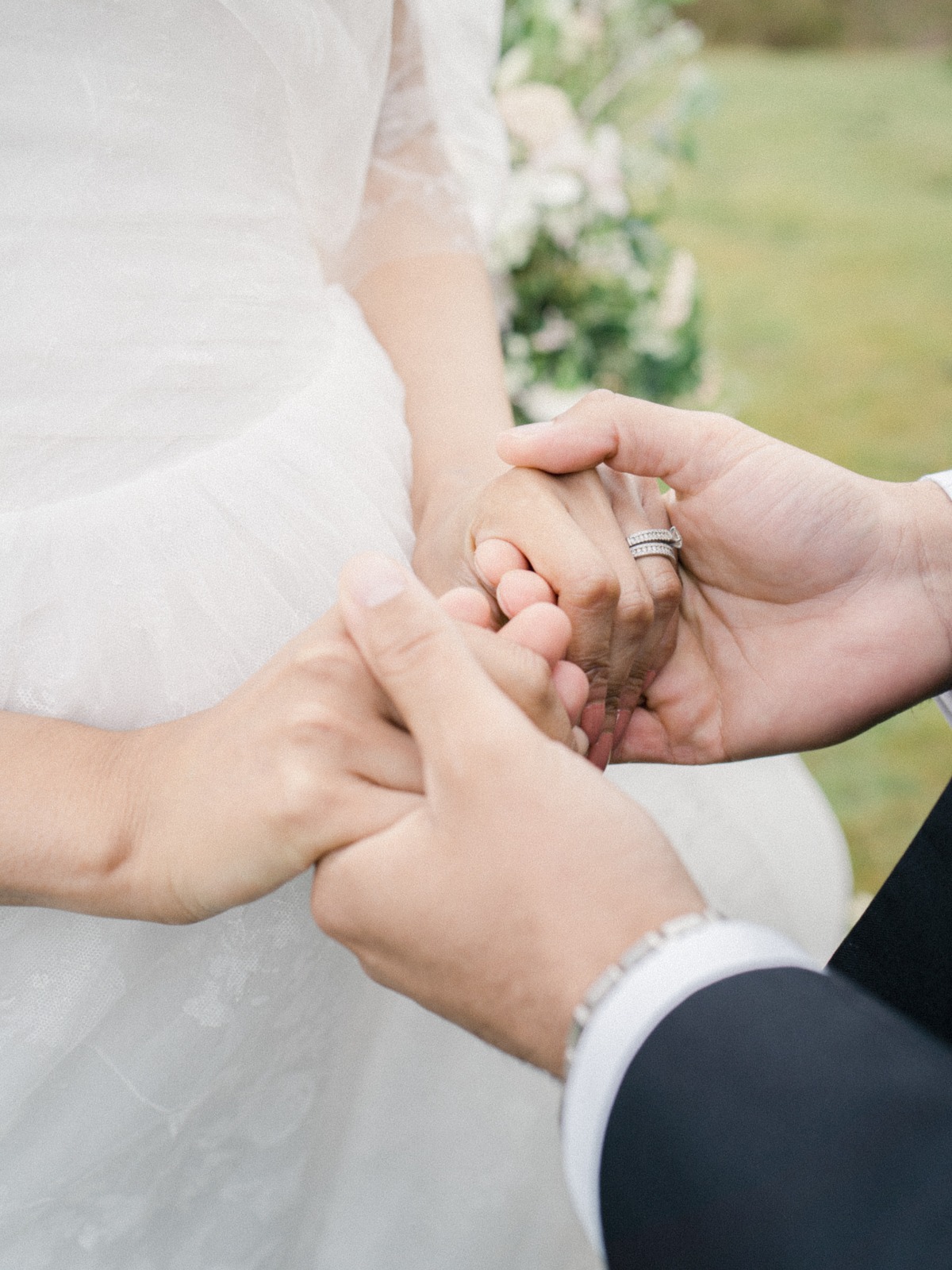 luxury-elopement-photographer-in-the-eng