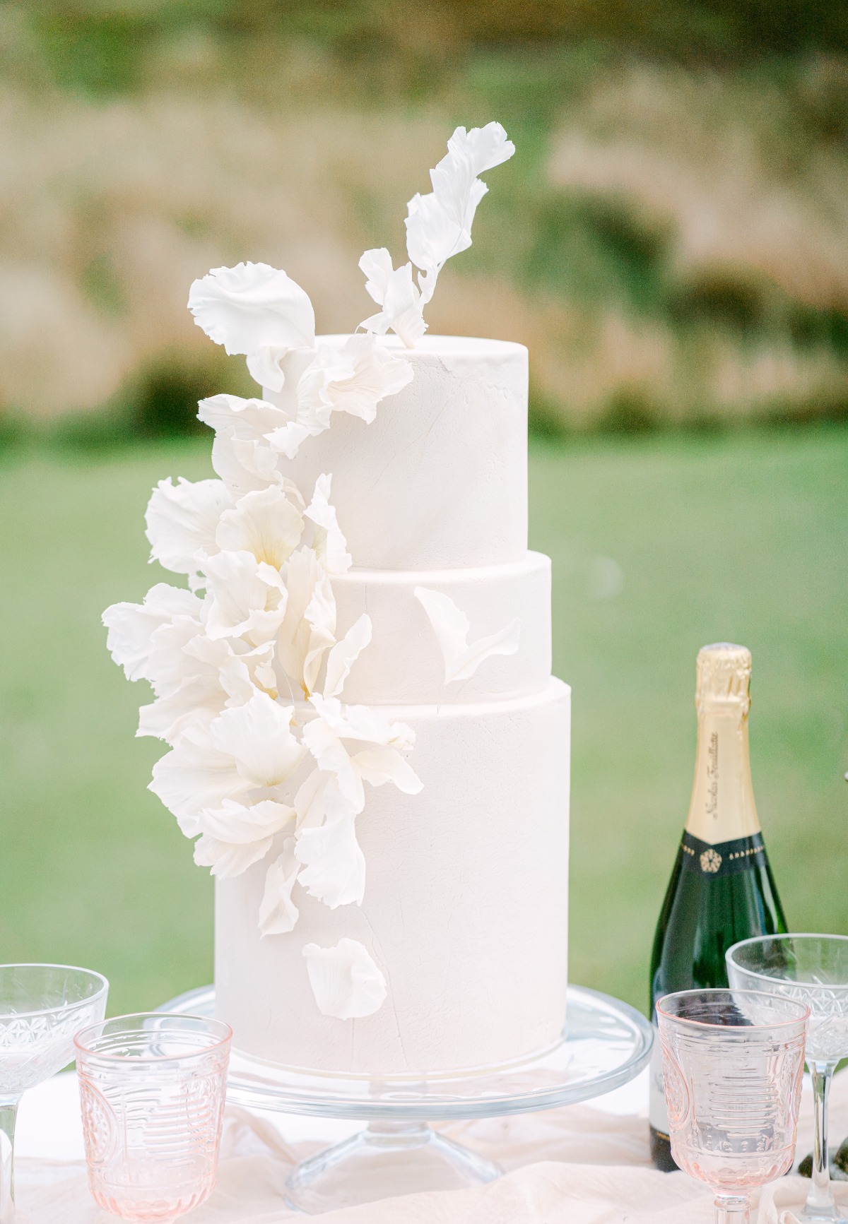 luxury-elopement-photographer-in-the-eng