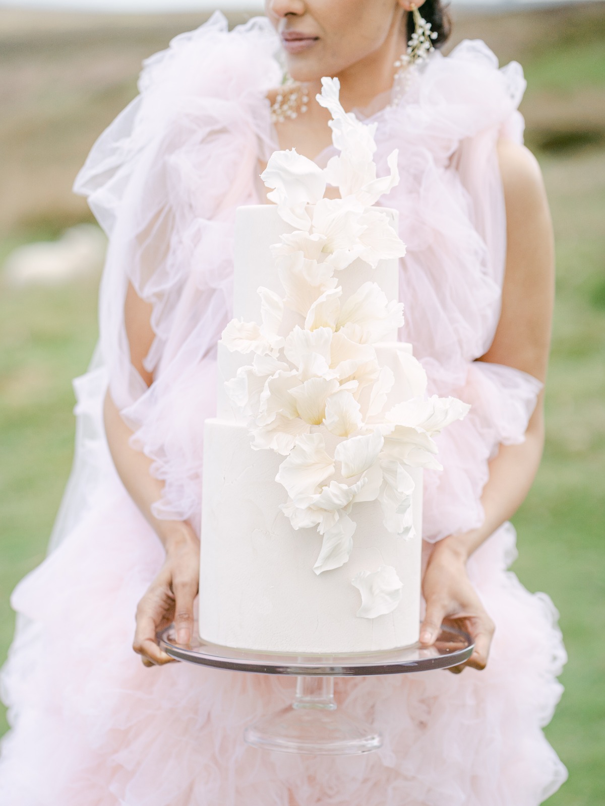 luxury-elopement-photographer-in-the-eng