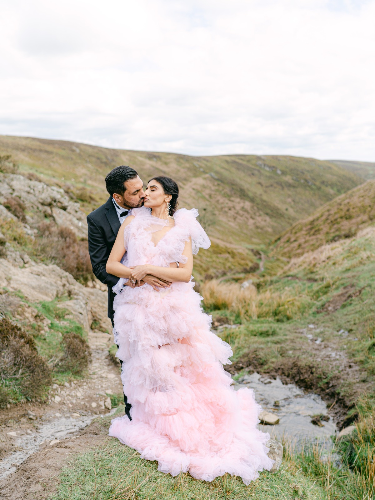 luxury-elopement-photographer-in-the-eng