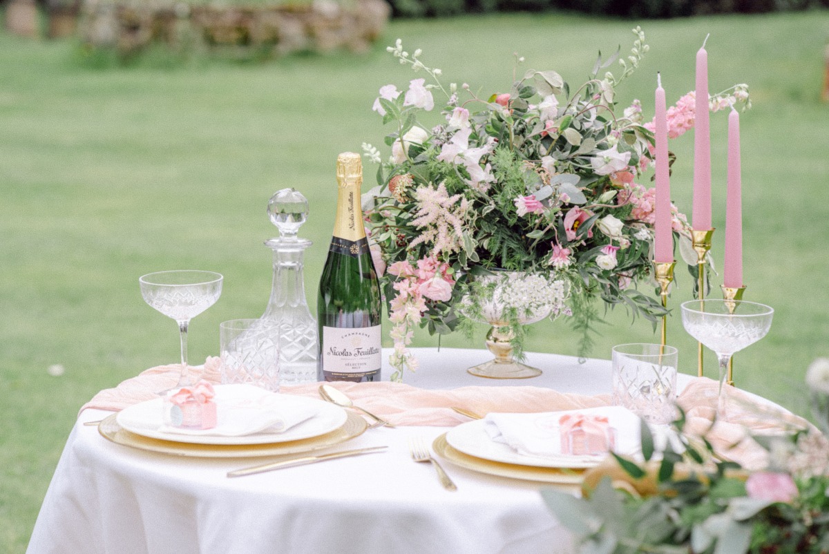 luxury-elopement-photographer-in-the-eng
