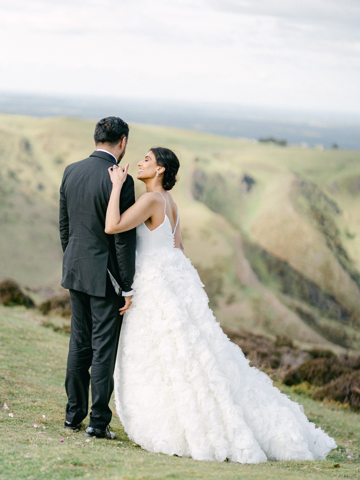 luxury-elopement-photographer-in-the-eng