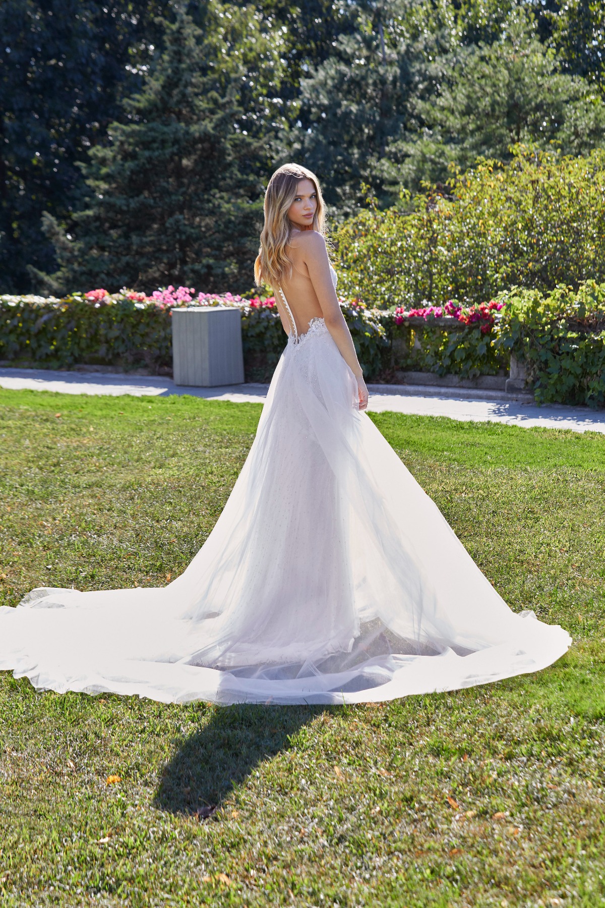 pascale_back-w-overskirt_ines-by-ines-di