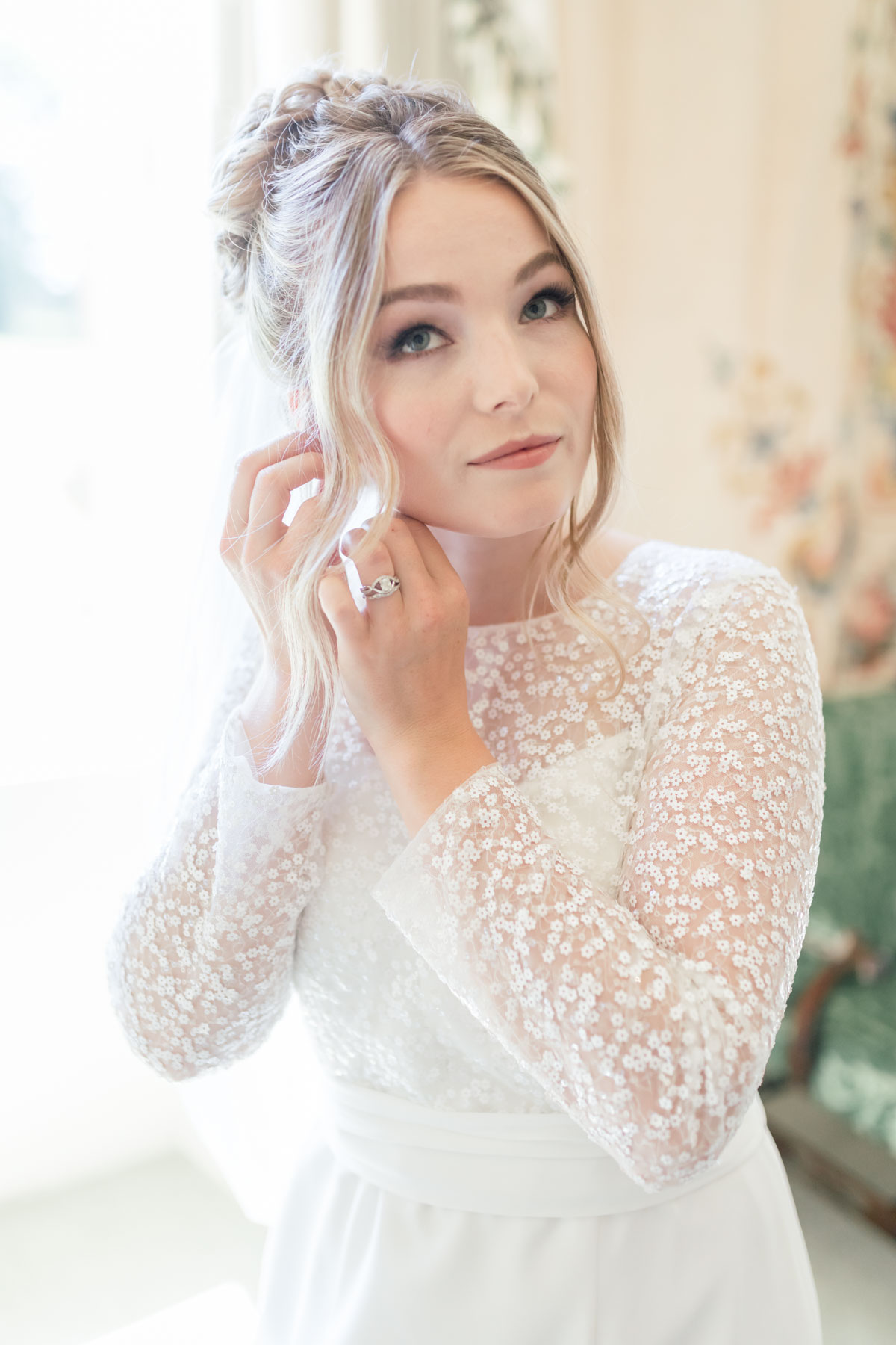 Enchant Your Wedding Guests With An Exquistie Wedding Just Like This One