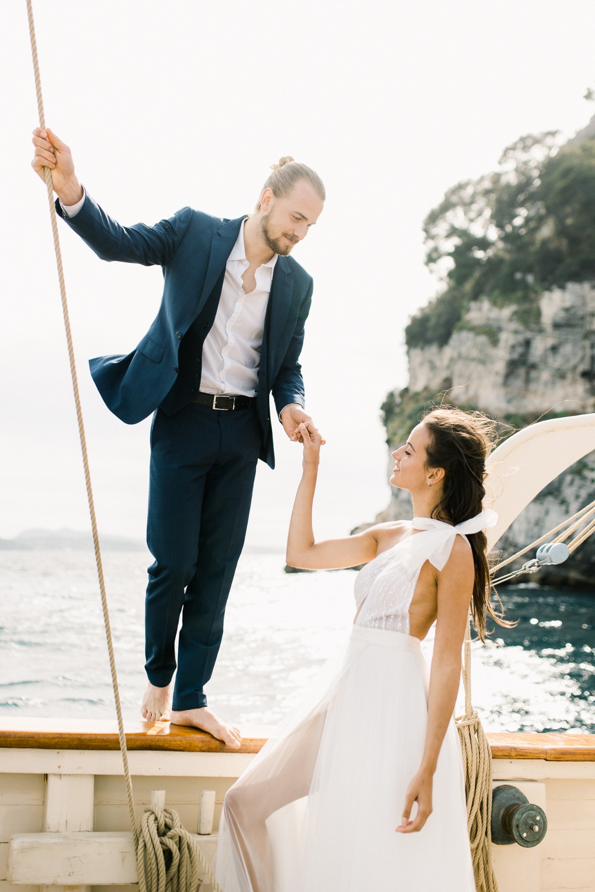 between-land-and-see-on-french-riviera-p