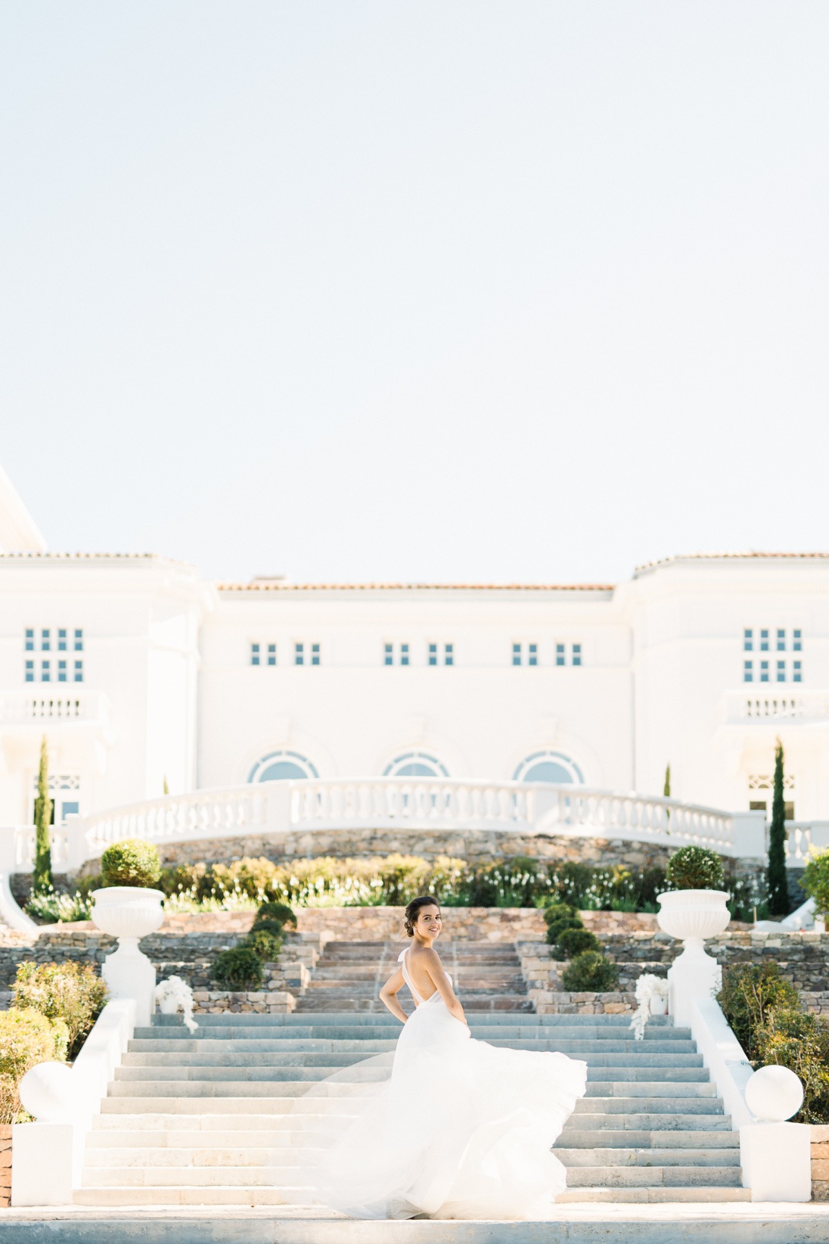 between-land-and-see-on-french-riviera-p