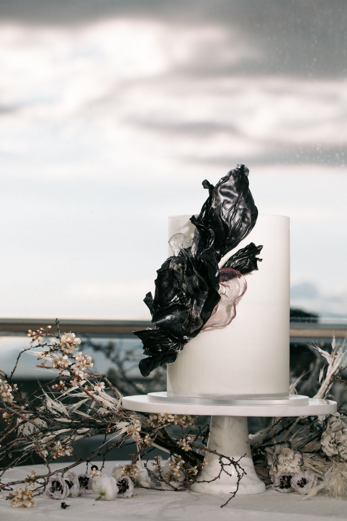 Black Swan Inspired Shoot With A Twilight Ceremony