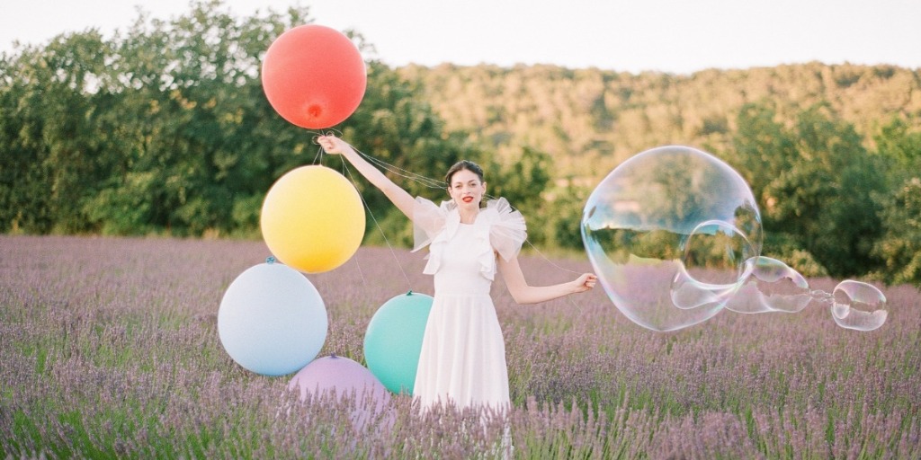 Colorful Wedding Inspiration Shoot In The Lavender Fields of Provence