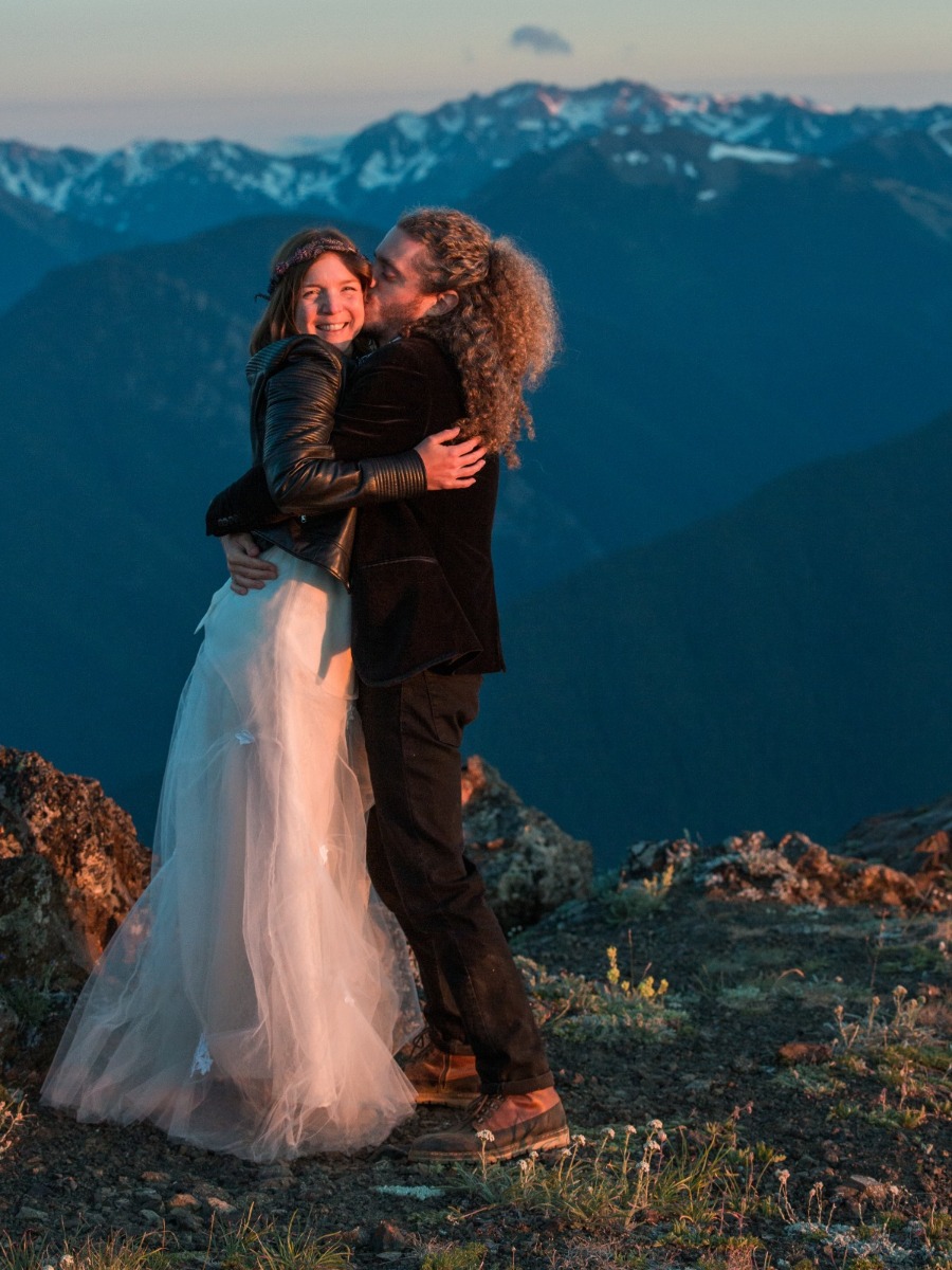 Elopement In The Clouds In Olympic National Park