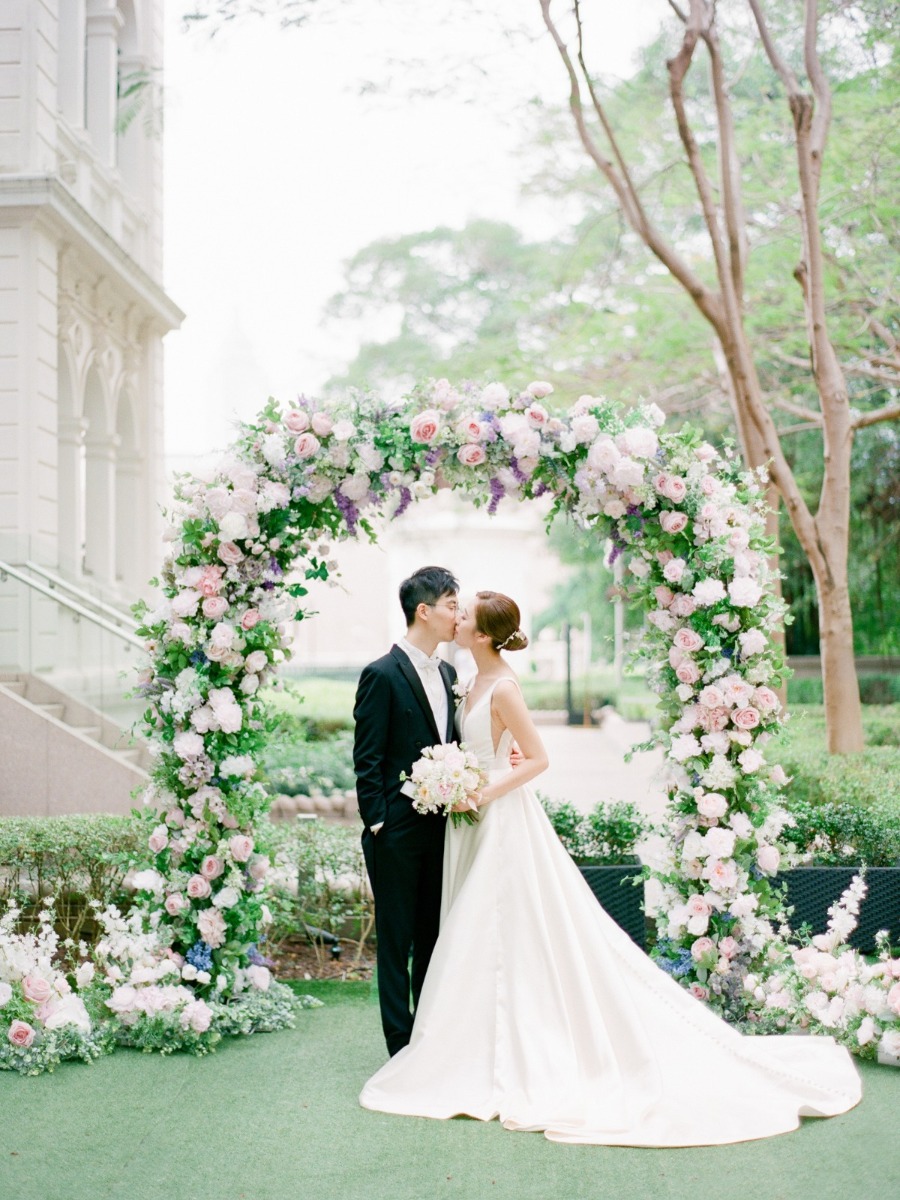 Intimate Wedding In A Victorian Garden