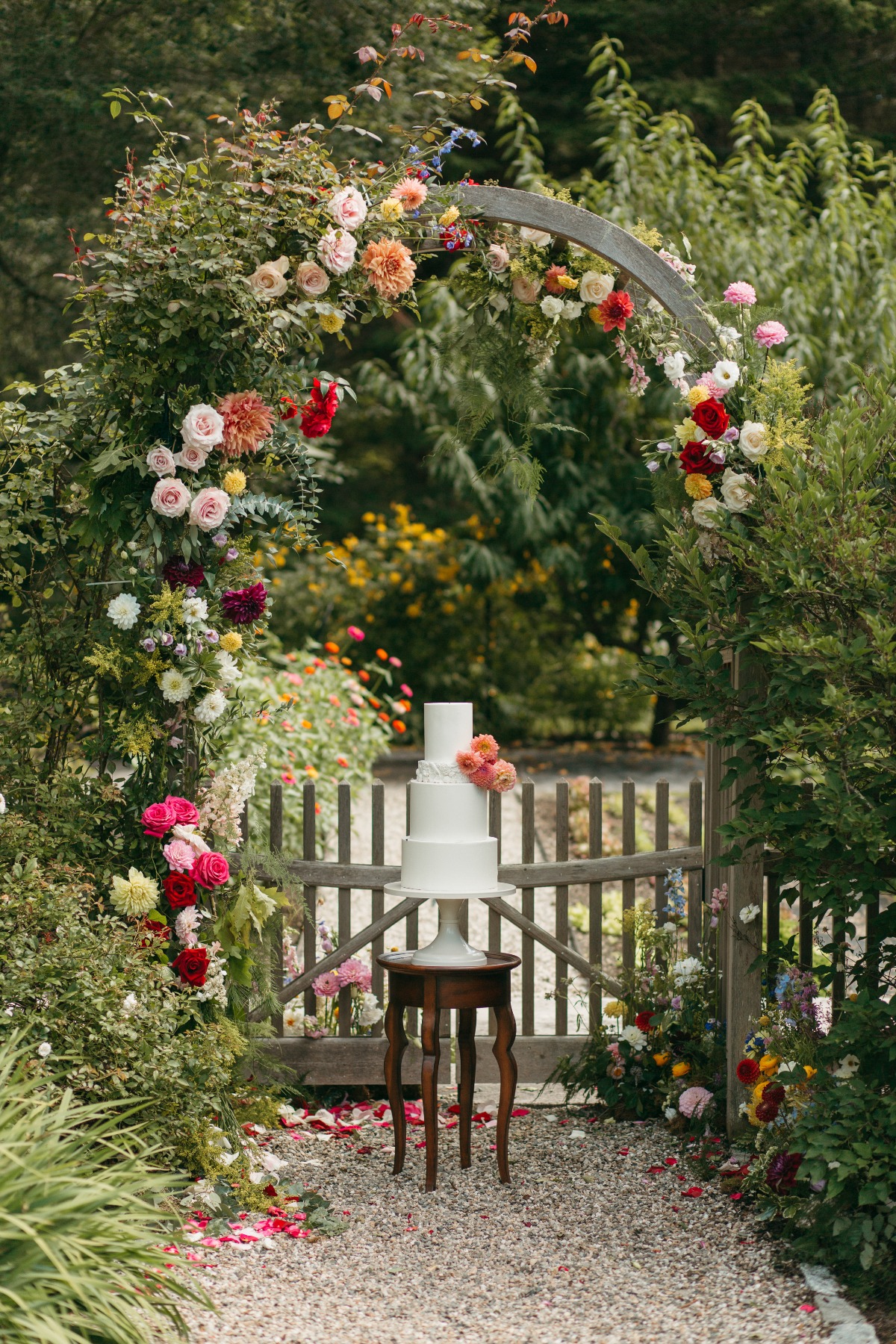 mowfield-maine-flower-wedding-22