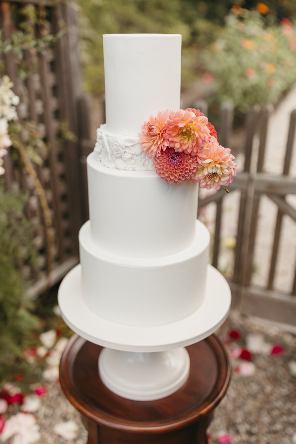 mowfield-maine-flower-wedding-24