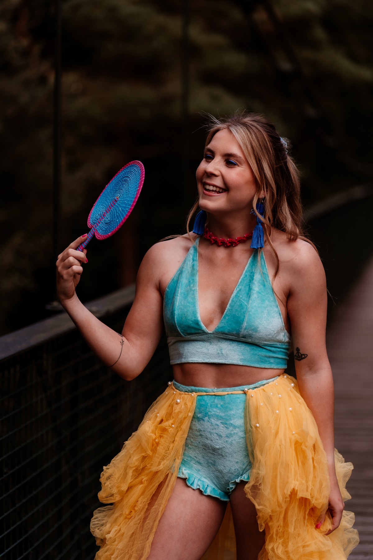 rollergirl-katherine-and-her-camera-6