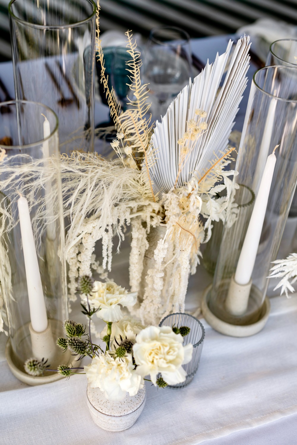 stylish-monochromatic-micro-beach-weddin