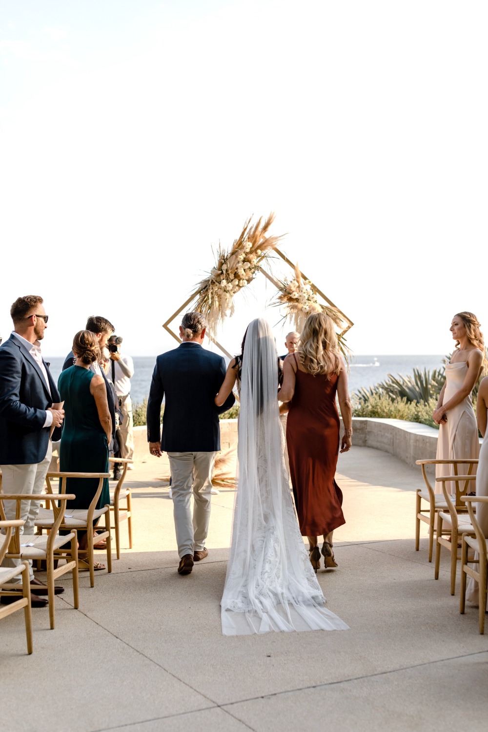 stylish-monochromatic-micro-beach-weddin