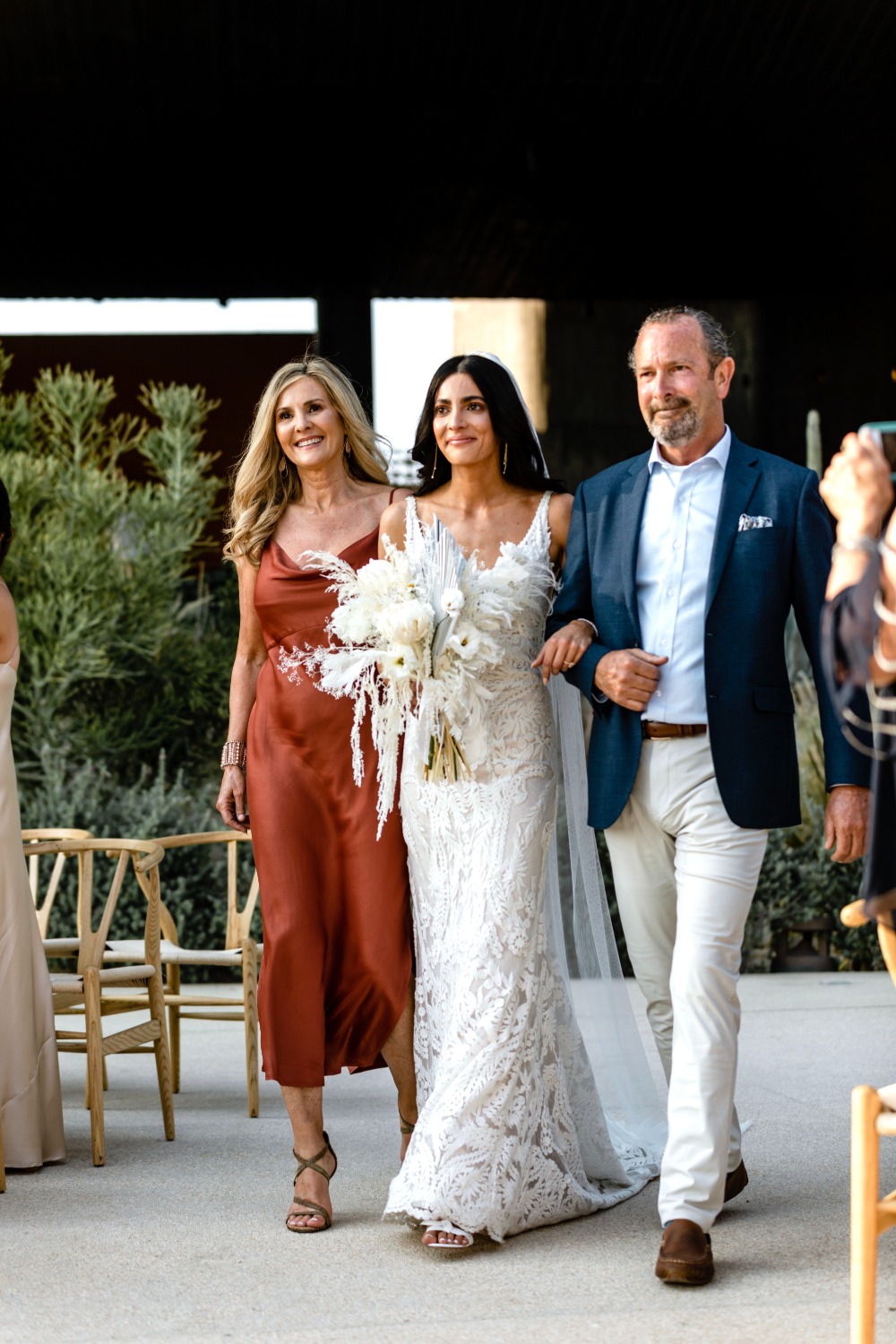 stylish-monochromatic-micro-beach-weddin