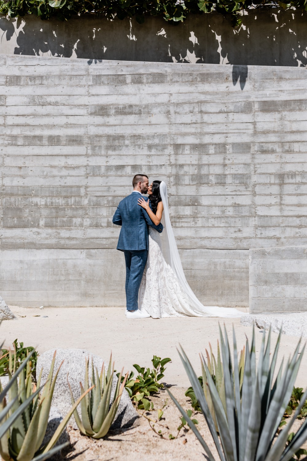 stylish-monochromatic-micro-beach-weddin