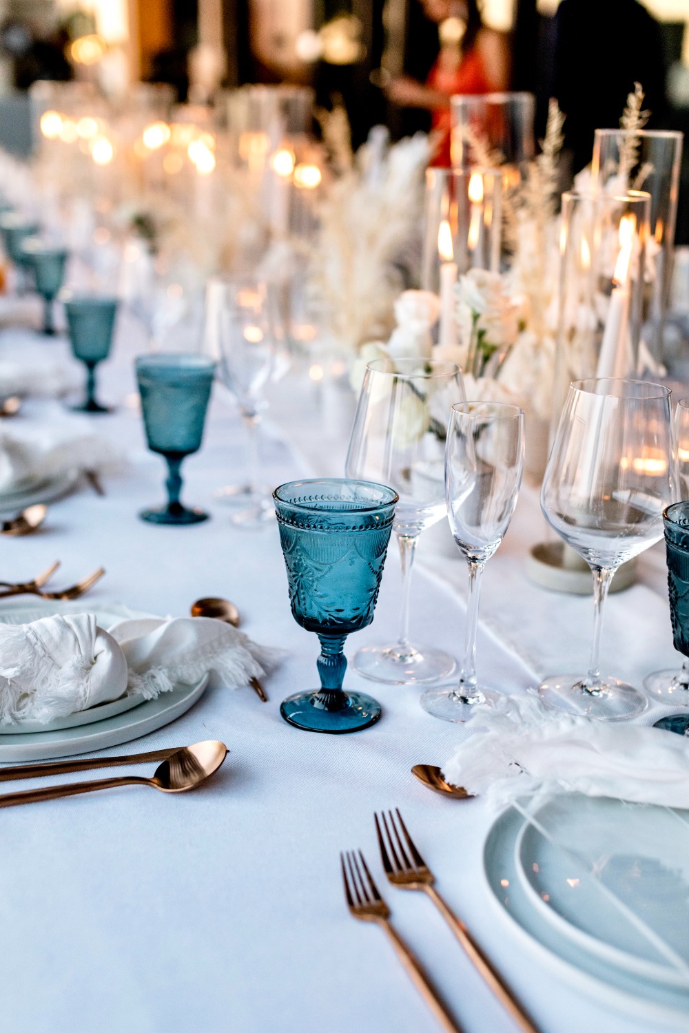 stylish-monochromatic-micro-beach-weddin