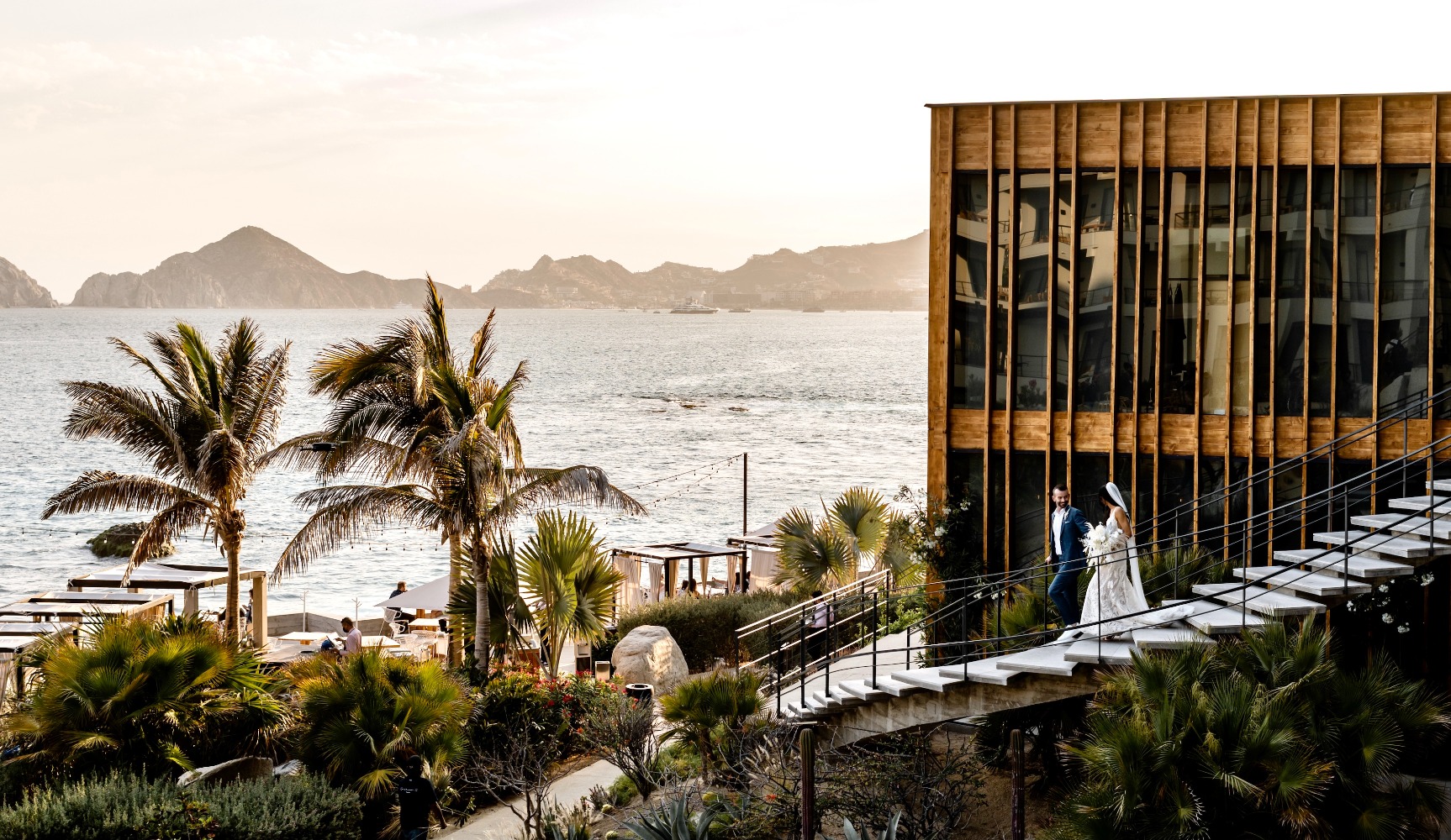 stylish-monochromatic-micro-beach-weddin