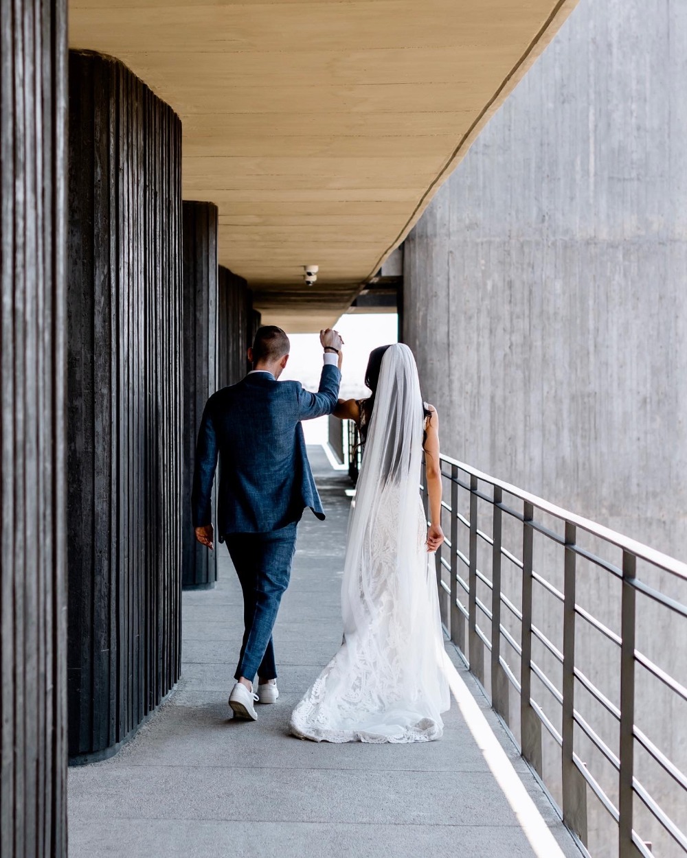 stylish-monochromatic-micro-beach-weddin