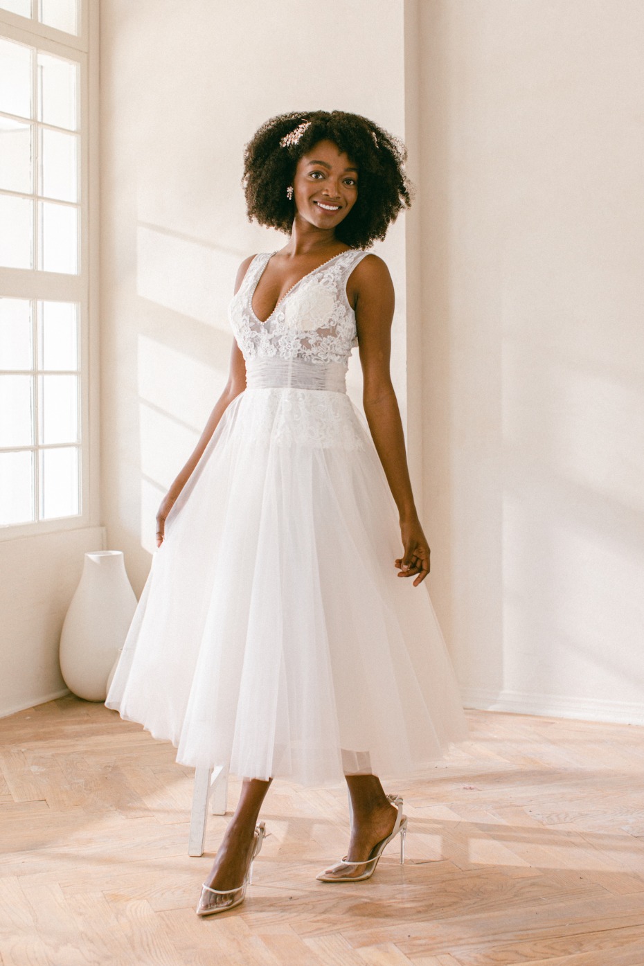 7 Tips From Afarose to Guarantee Shopping for Your Wedding Dress Online Is Successful