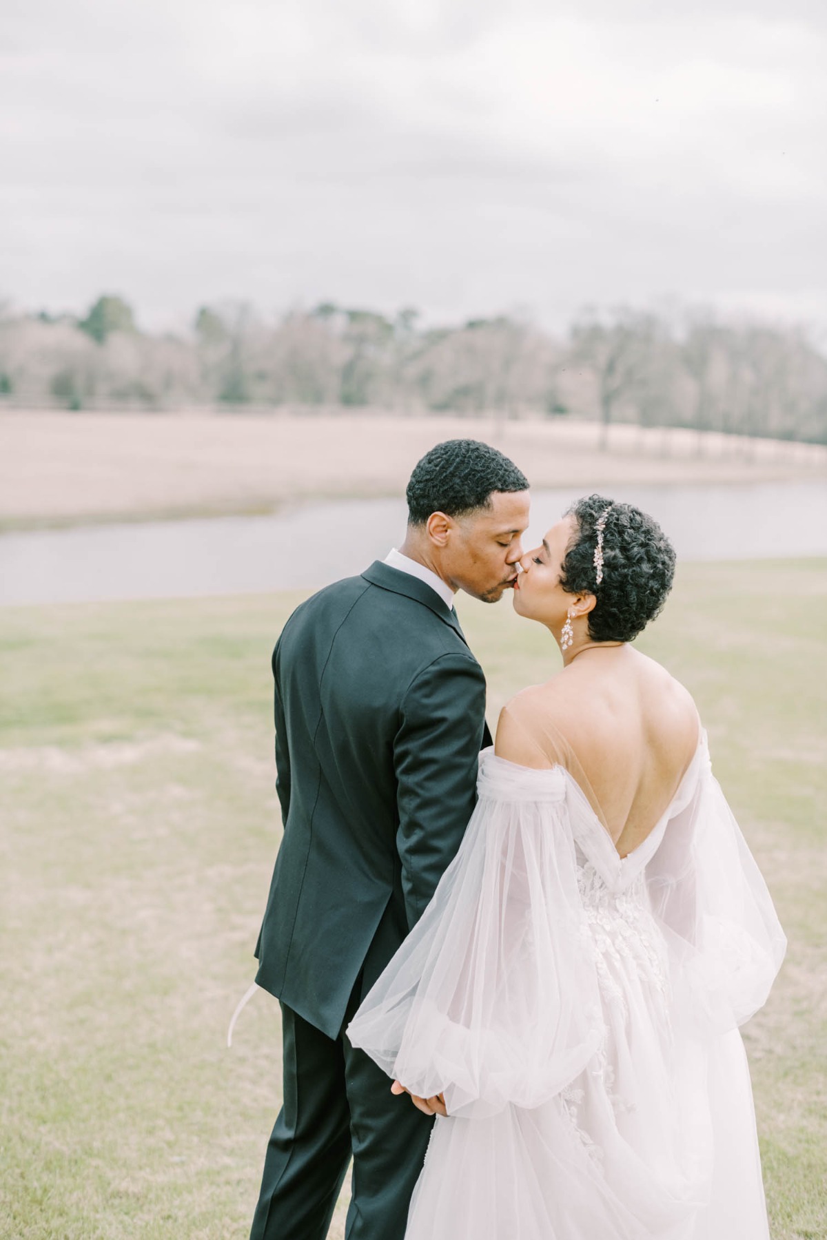 the-farmhouse-wedding-christina-elliott