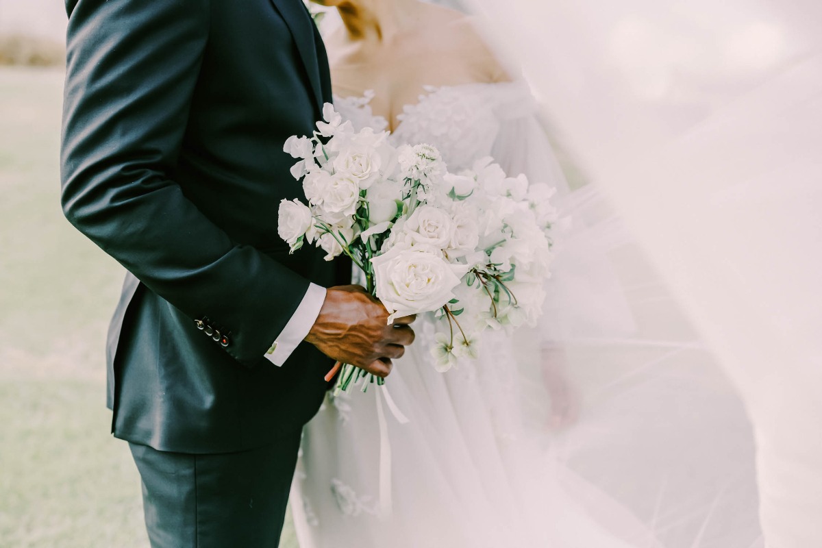 the-farmhouse-wedding-christina-elliott