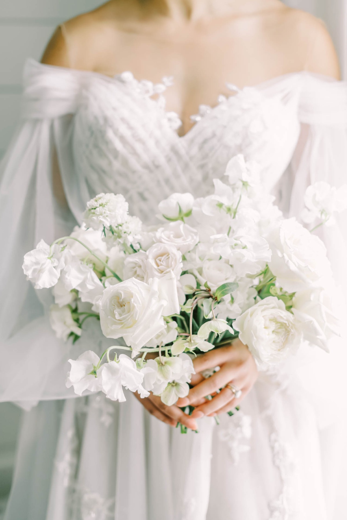 Intimate Farmhouse Inspiration Shoot With Whimsical Florals