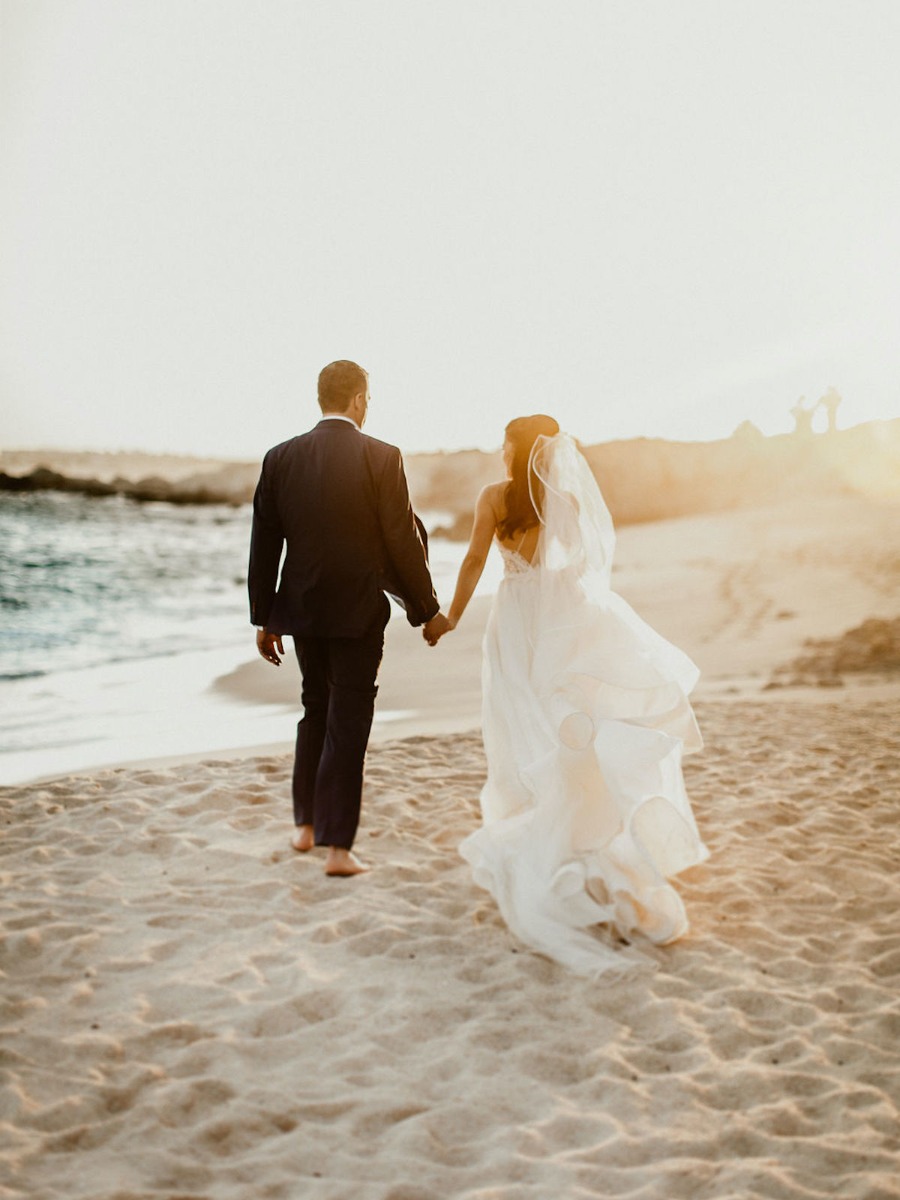 This Destination Wedding in Los Cabos Was All About Modern Copper Tones