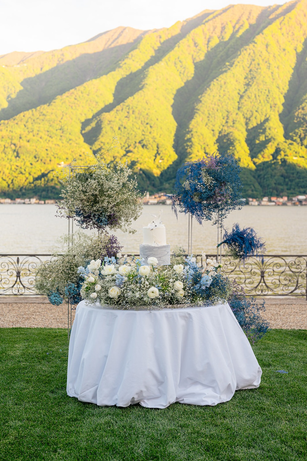 baroque-elopement-on-lake-como