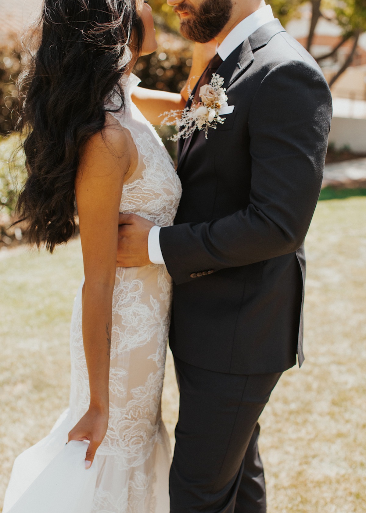 innatracnhosantafewedding-gracekade-ashg