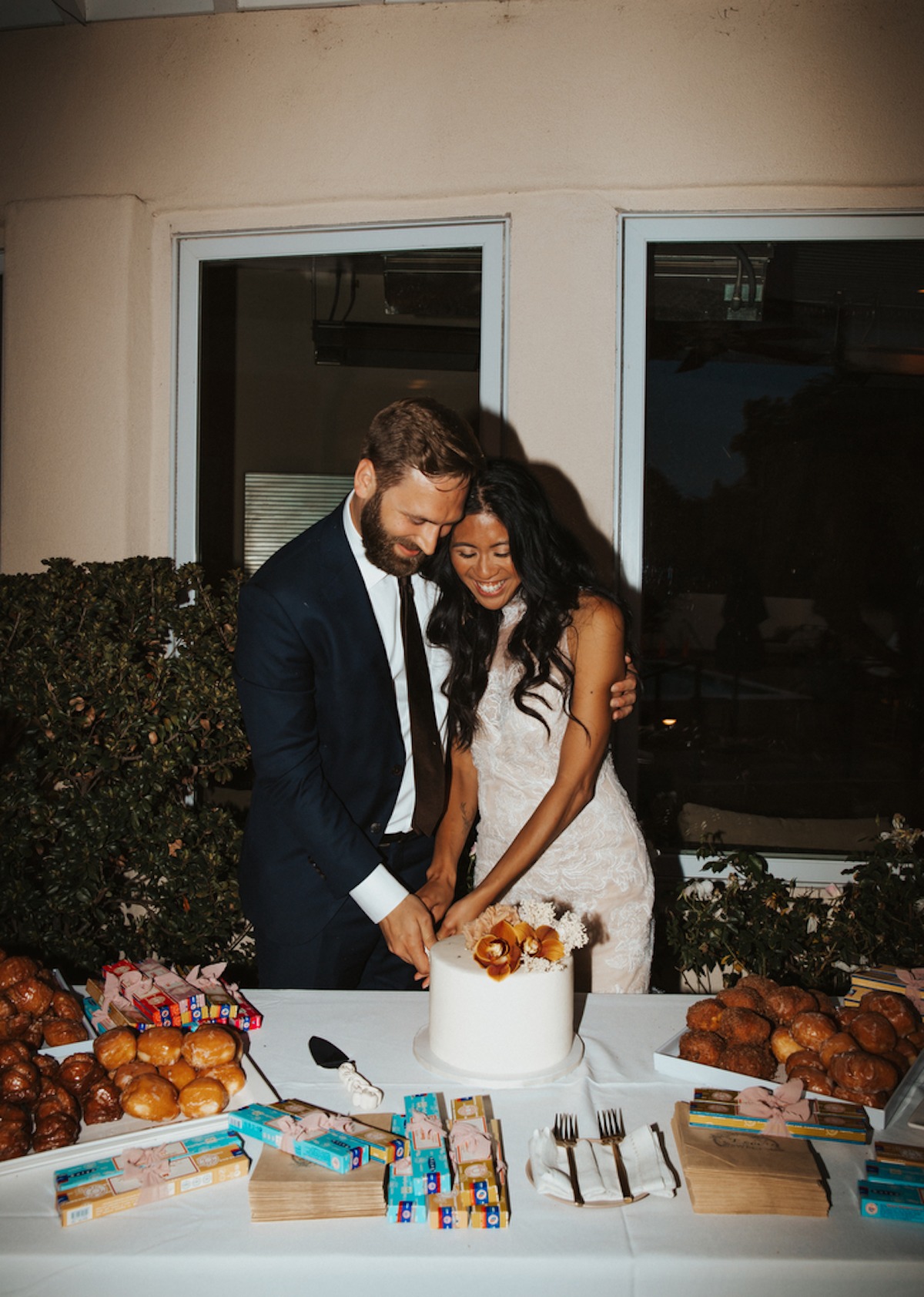 innatracnhosantafewedding-gracekade-ashg
