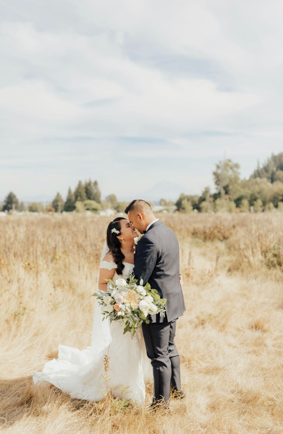 Jessica Vann-Campbell Flowers Is Your Go-To in the PNW for Goosebump-Worthy Flower Goals