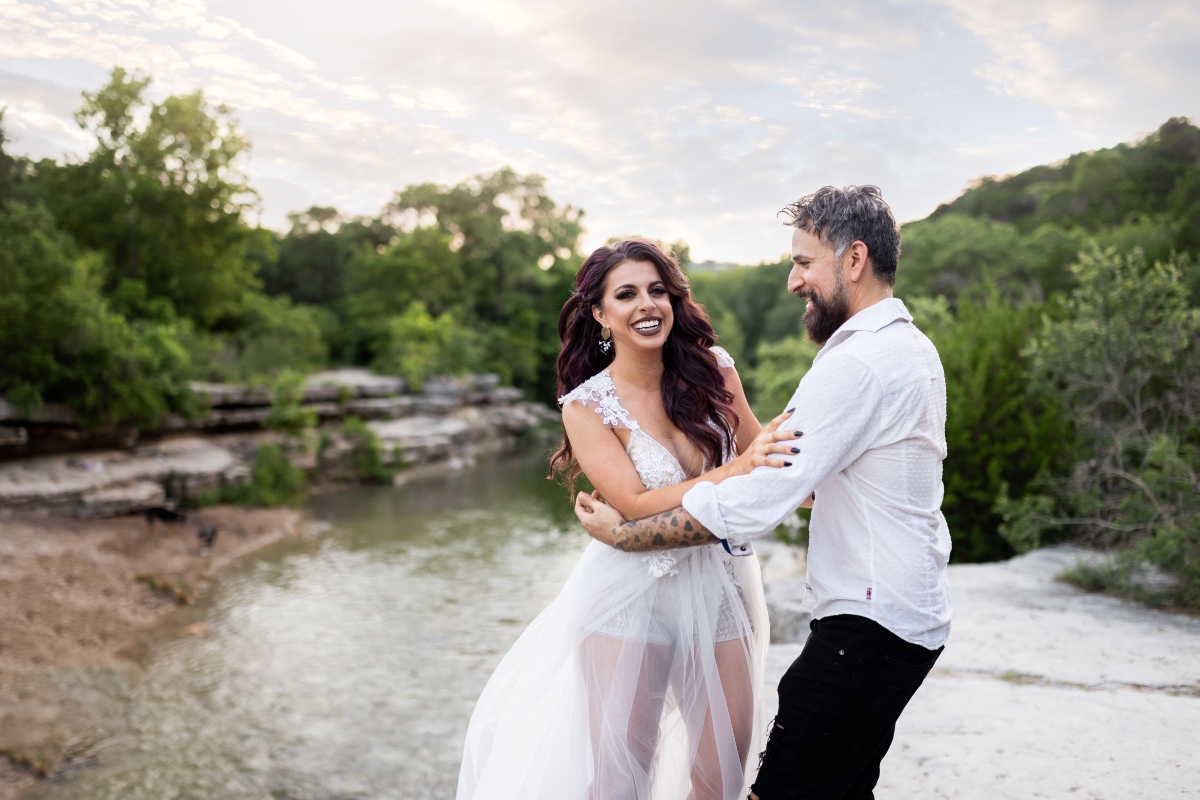 love-struck-elopement-tx-lomonico-photog