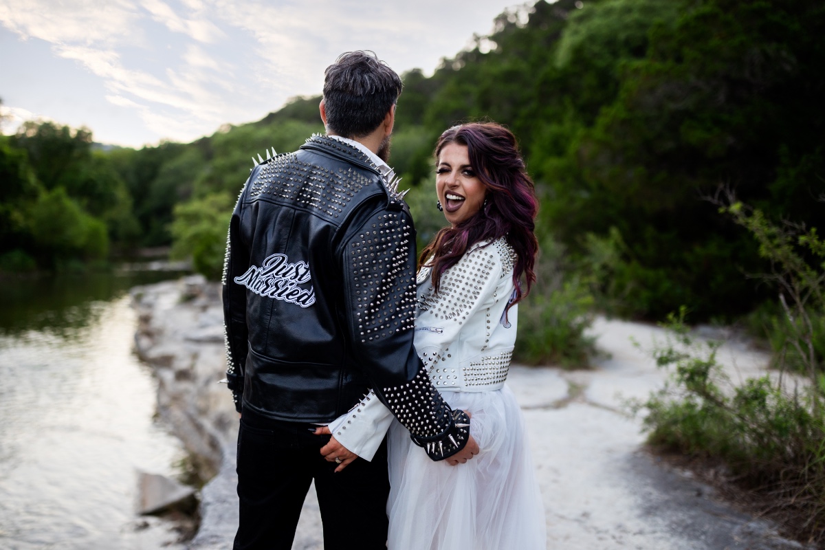 love-struck-elopement-tx-lomonico-photog