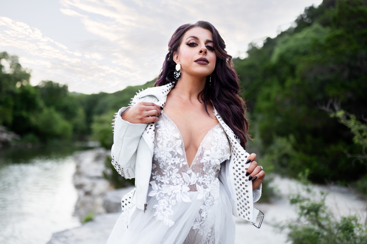 love-struck-elopement-tx-lomonico-photog