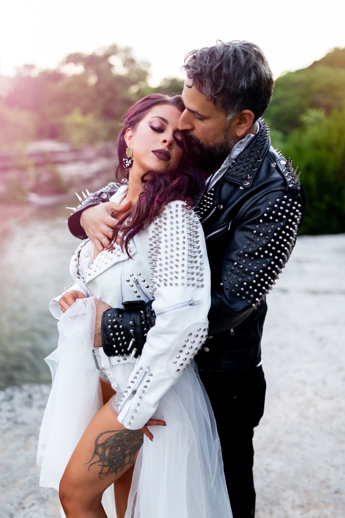 love-struck-elopement-tx-lomonico-photog