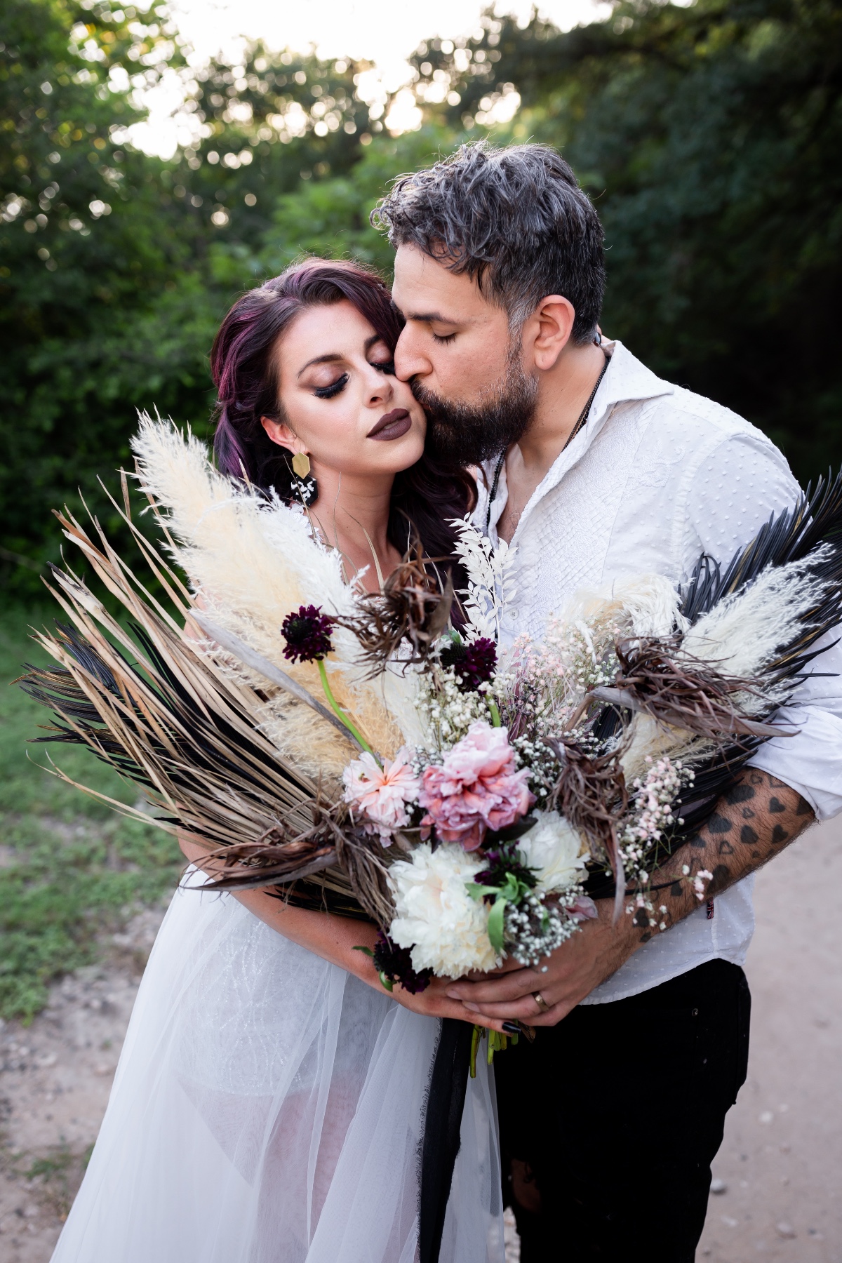 love-struck-elopement-tx-lomonico-photog