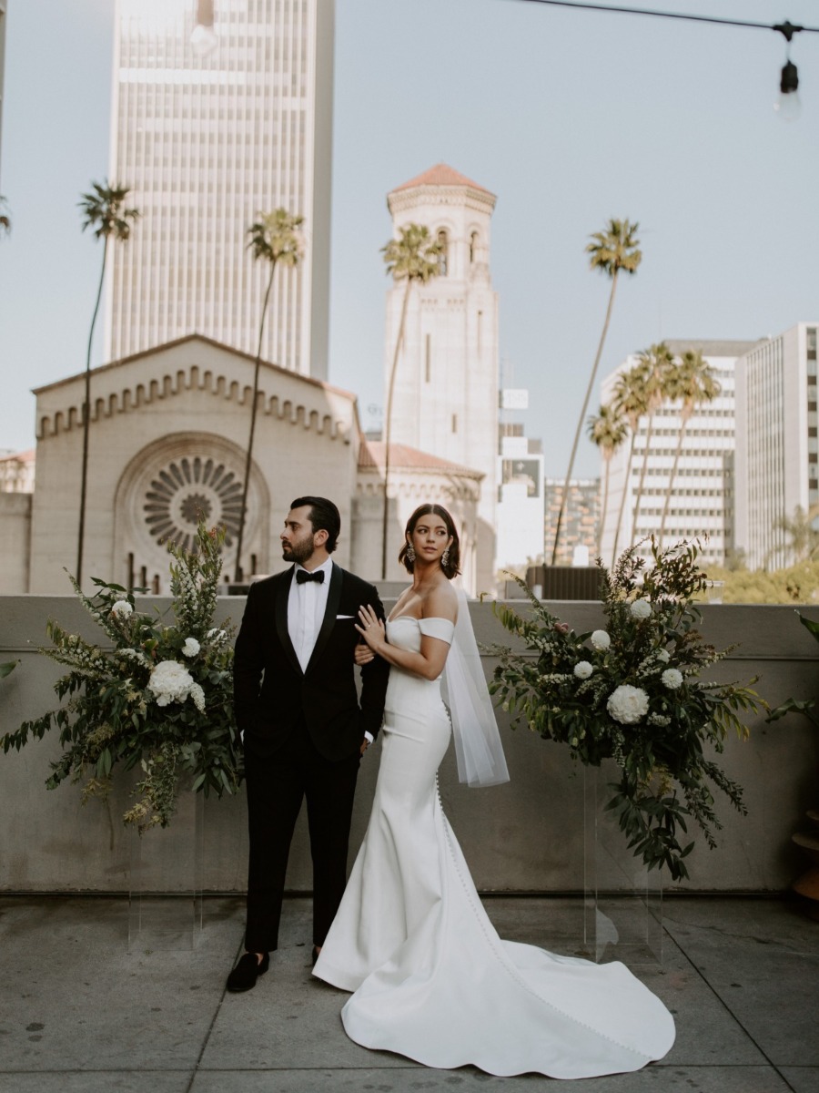 Modern Los Angeles Industrial Wedding at The Line Hotel